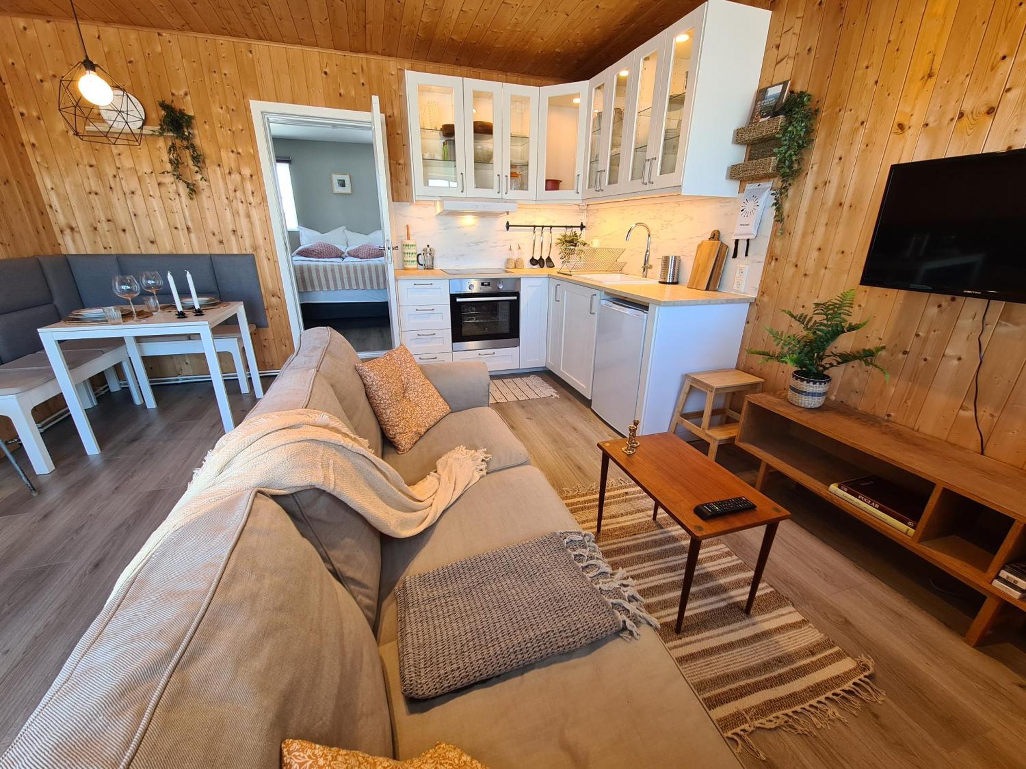 Hallfretharstathir 1 Apartments Эгильсстадир Экстерьер фото